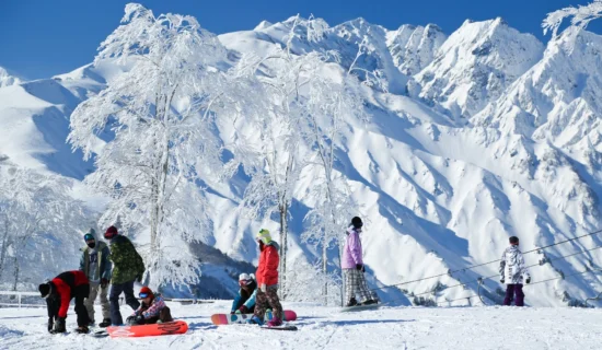 白馬岩岳滑雪場