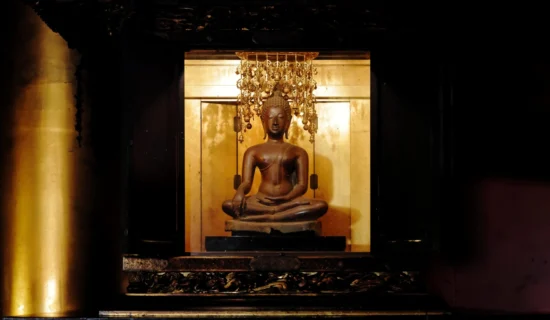 善光寺泰國國佛捨利