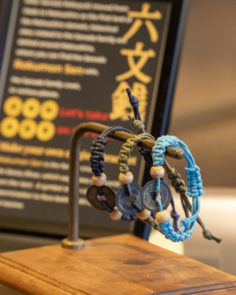 【宿泊者限定｜ローカルディスカバリー】六文銭モチーフ・寛永通宝ブレスレットづくり体験